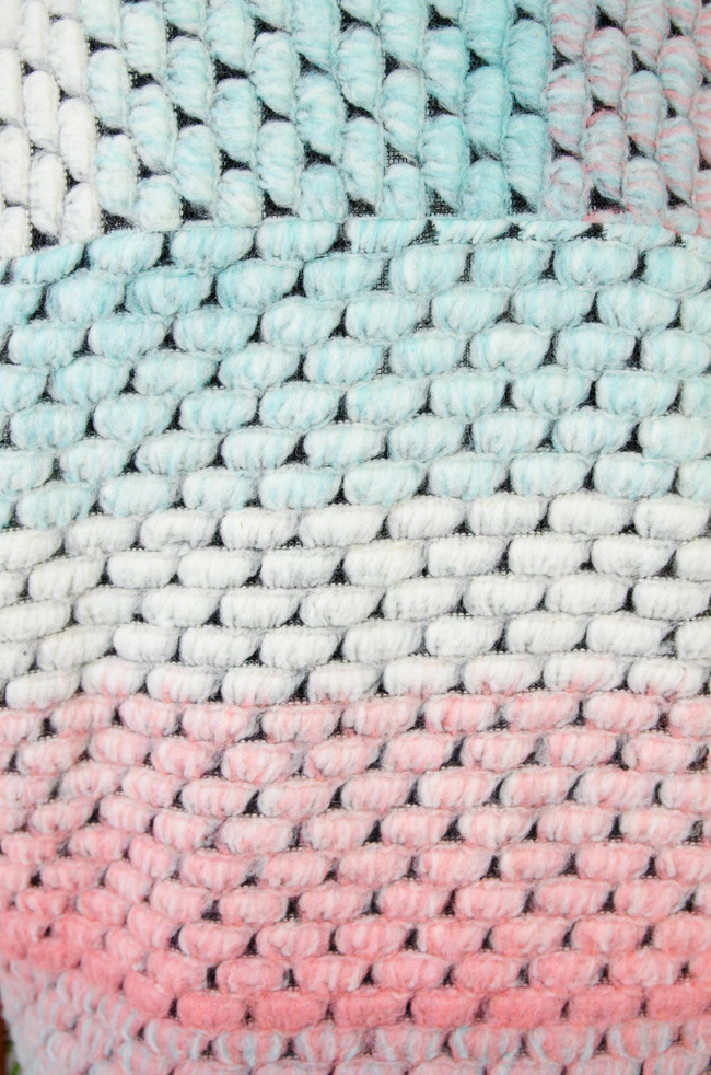 WIOSENNA NARZUTKA MULTICOLOR Z BRĄZOWYM ŚCIĄGACZEM-ZIELONA