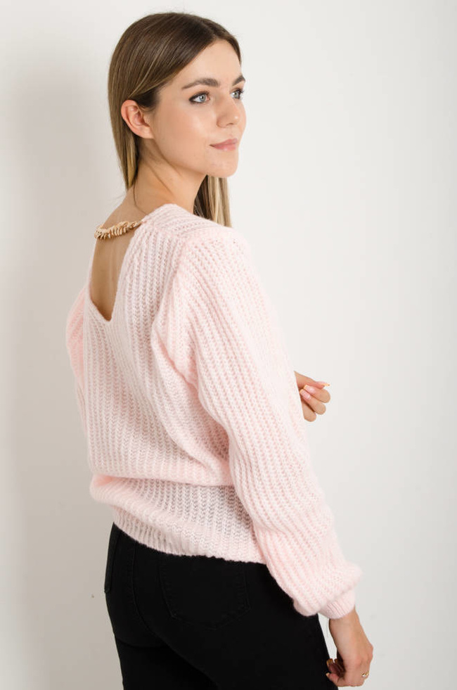 SWETER Z ŁAŃCUSZKIEM- JASNO-RÓŻOWY