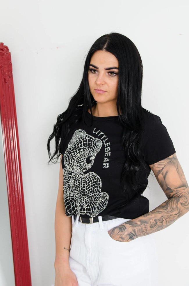 CZARNA BLUZKA Z APLIKACJĄ MISIA