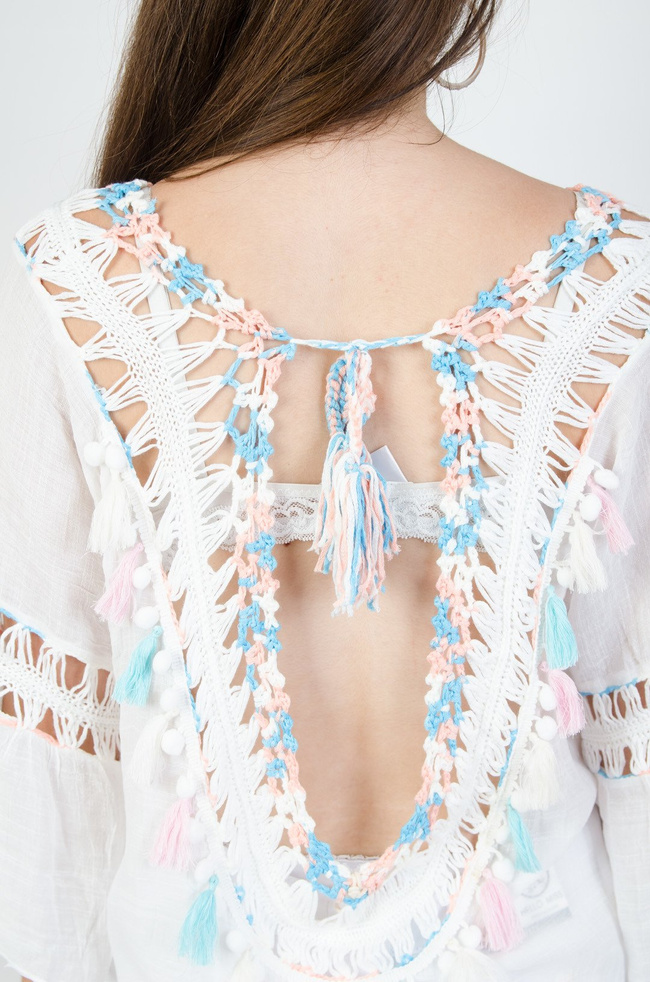 Biała tunika Boho z odkrytymi plecami