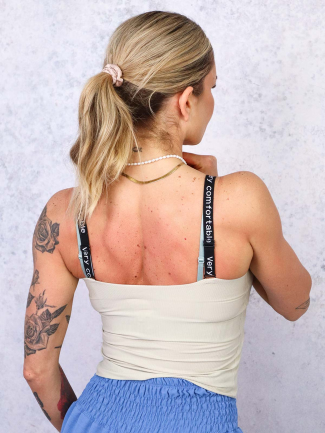 USZTYWNIANY TOP NA REGULOWANYCH RAMIĄCZKACH- BEŻOWY