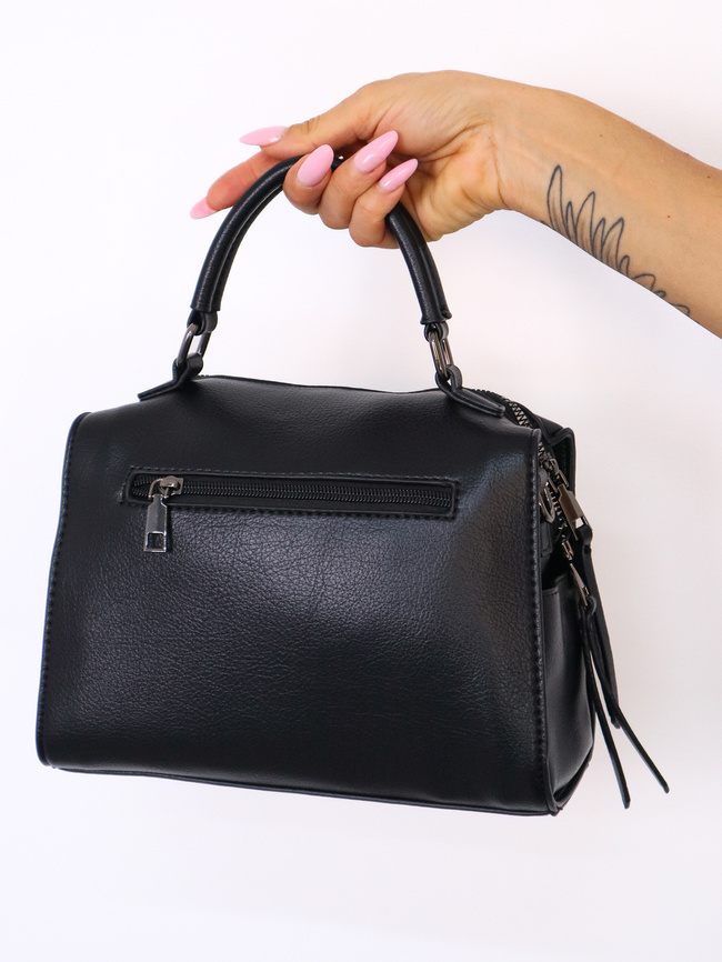 TOREBKA KUFEREK Z OZDOBNYM ZAMKIEM- CZARNA