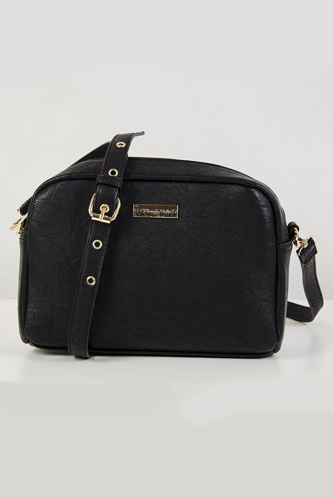 Czarna, mała torebka ze sprzączką