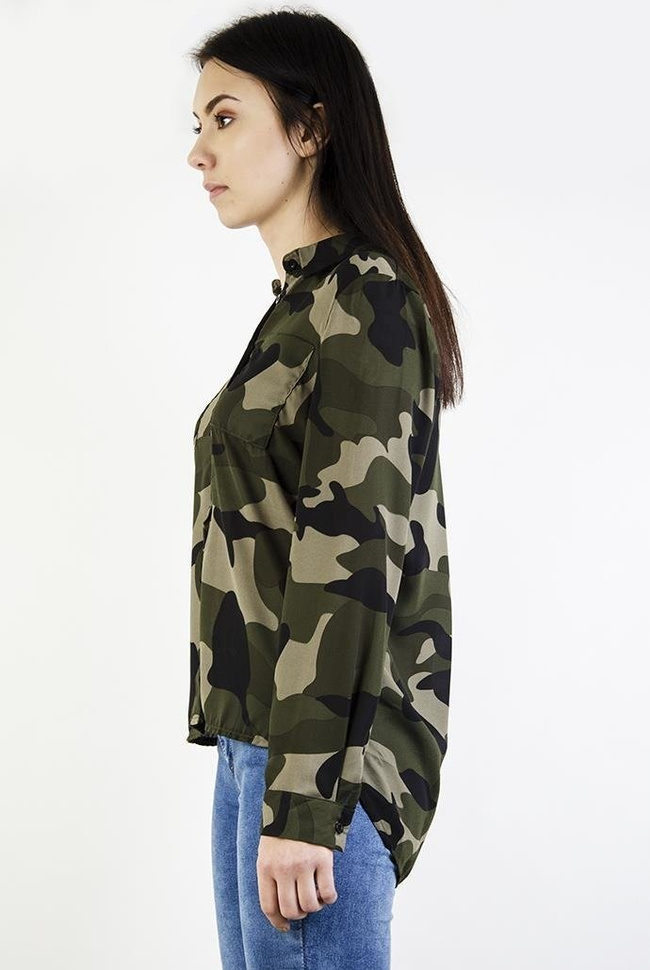 Asymetryczna koszula moro z kieszeniami