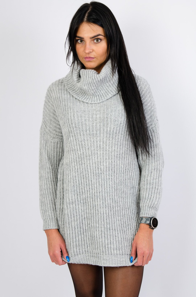 DŁUGI SZARY SWETER Z GOLFEM 