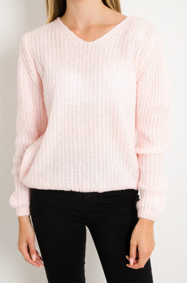 SWETER Z ŁAŃCUSZKIEM- JASNO-RÓŻOWY