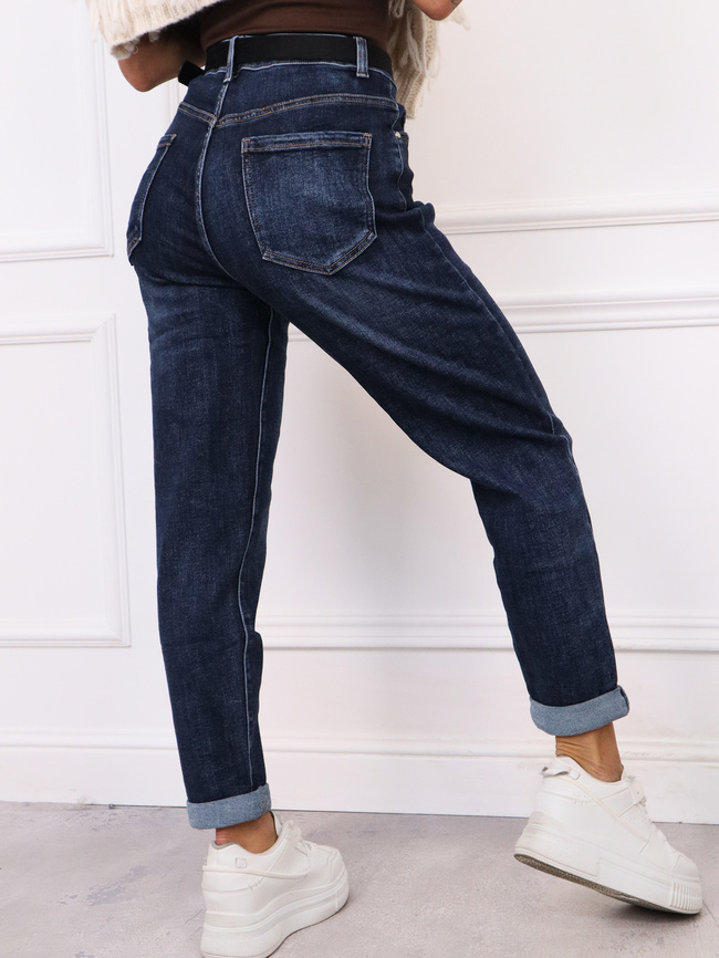 SPODNIE JEANSOWE PLUS SIZE MOM FIT Z PRZESZYCIAMI PRZY KIESZENIACH+ PASEK