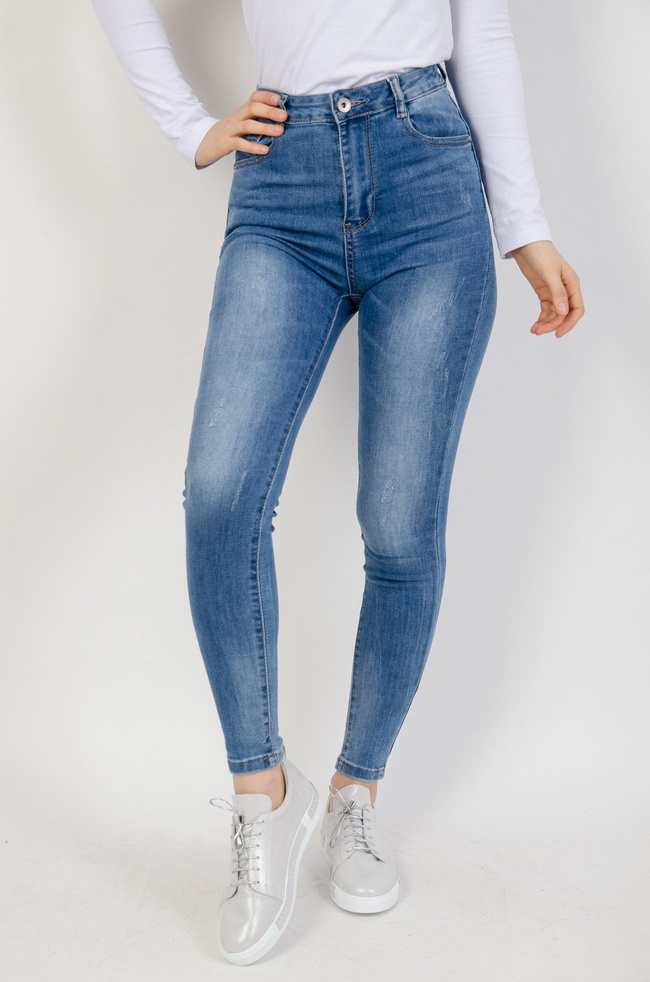 Jasne spodnie jeansowe delikatnie cieniowane