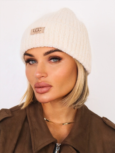 CZAPKA ZIMOWA Z OZDOBNĄ NASZYWKĄ I MANKIETEM- EKRI