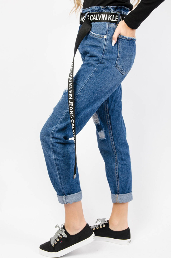 CIEMNE SPODNIE JEANSOWE MOM FIT Z PRZETARCIAMI- WYSOKI STAN