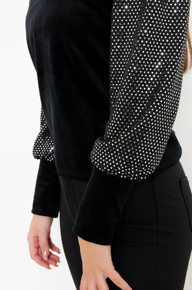 CZARNA BLUZKA Z CEKINOWYMI RĘKAWAMI 
