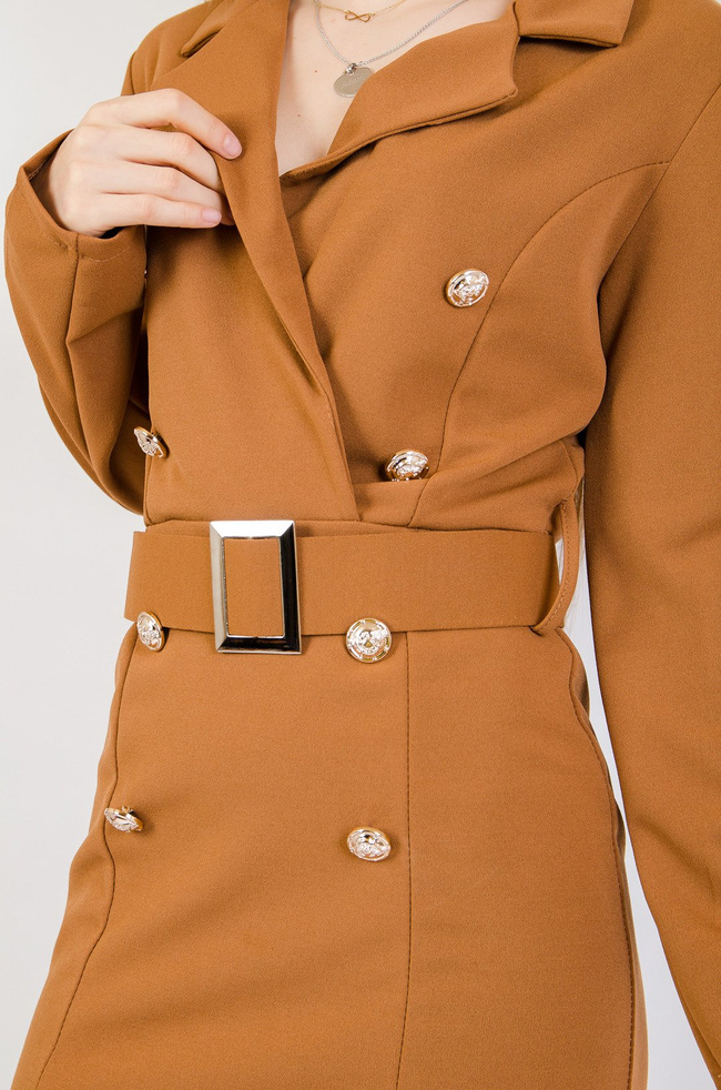 Brązowa sukienka a'la marynarka