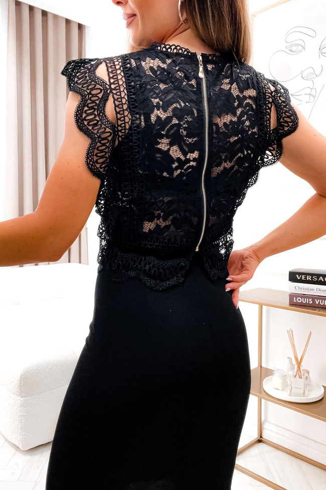 AŻUROWA BLUZKA Z OZDOBNYM ZAMKIEM- CZARNA