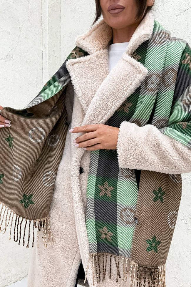 SZAL W KRATE Z MOTYWEM KWIATA Z FRĘDZLAMI- ZIELONY