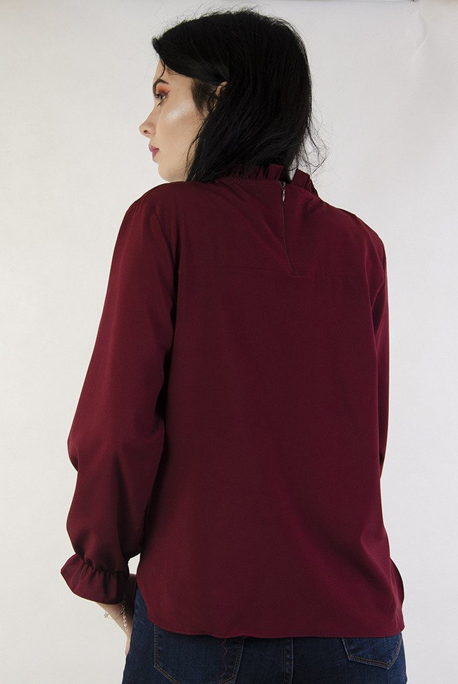 Bordowa bluzka z falbanką przy szyi