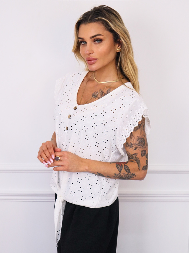 BLUZKA AŻUROWA Z WIĄZANIEM I GUZIKAMI- BIAŁA