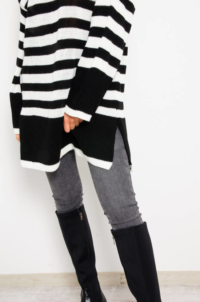 DŁUGI SWETER W PASKI Z ROZCIĘCIAMI- GOLF