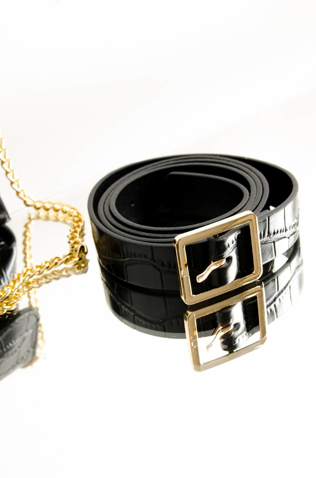 MINI TOREBKA NA ŁAŃCUSZKU Z WYTŁACZANYM WZOREM