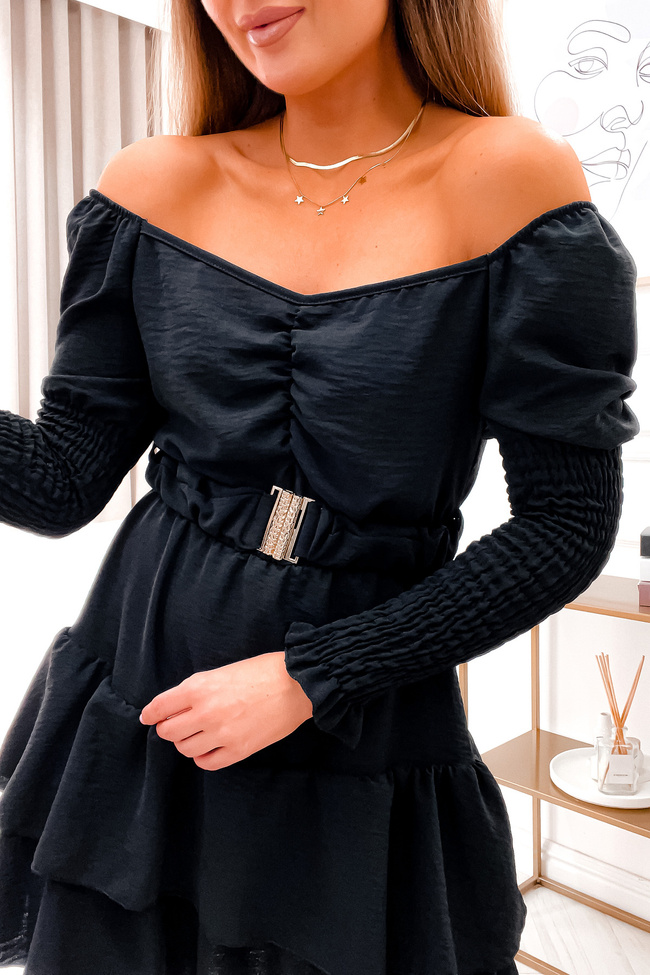 KOMBINEZON Z MARSZCZONYMI RĘKAWAMI I SPÓDNICĄ- CZARNY