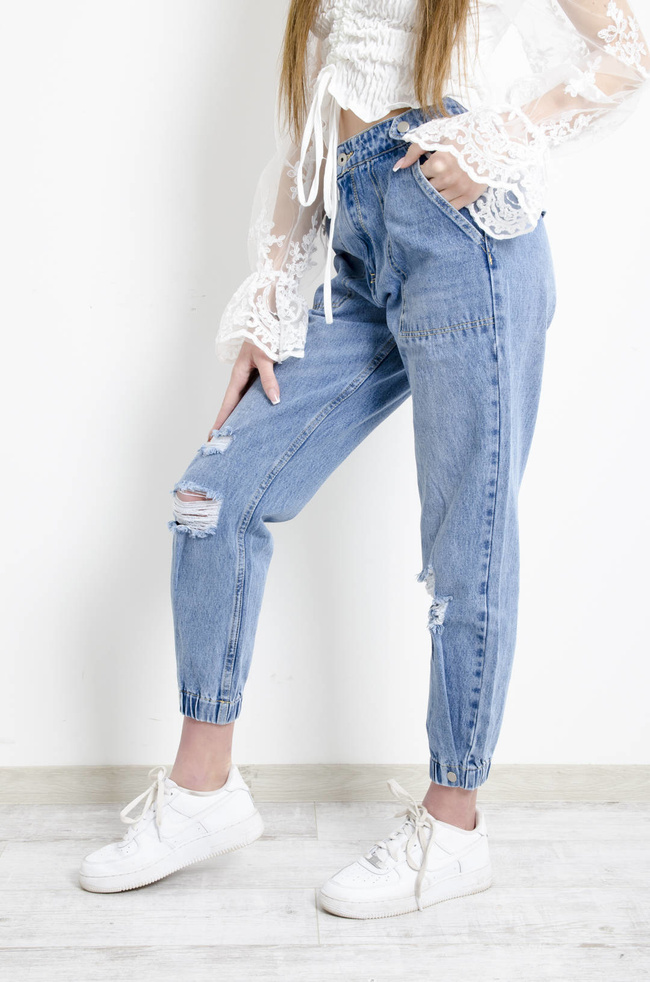 JASNE SPODNIE JEANSOWE BALLOON