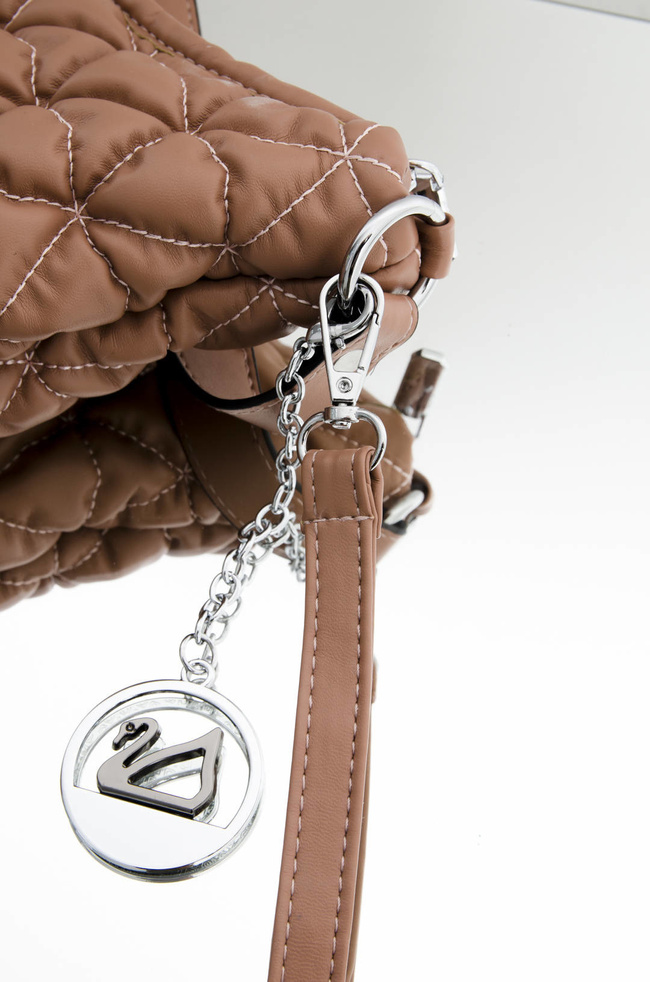 TOREBKA PIKOWANA Z DŁUGIM PASKIEM -BRĄZOWA