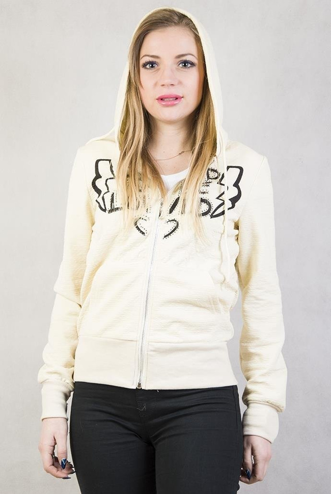 Beżowa bluza z napisem "Fated to be loved"