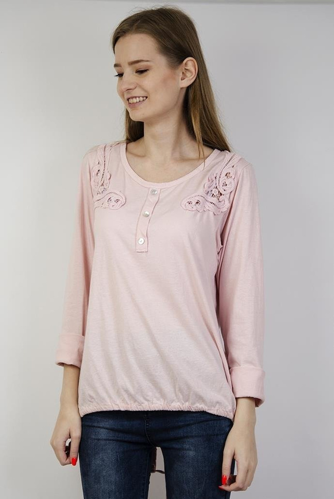 Jasnoróżowa bluzka z guzikami