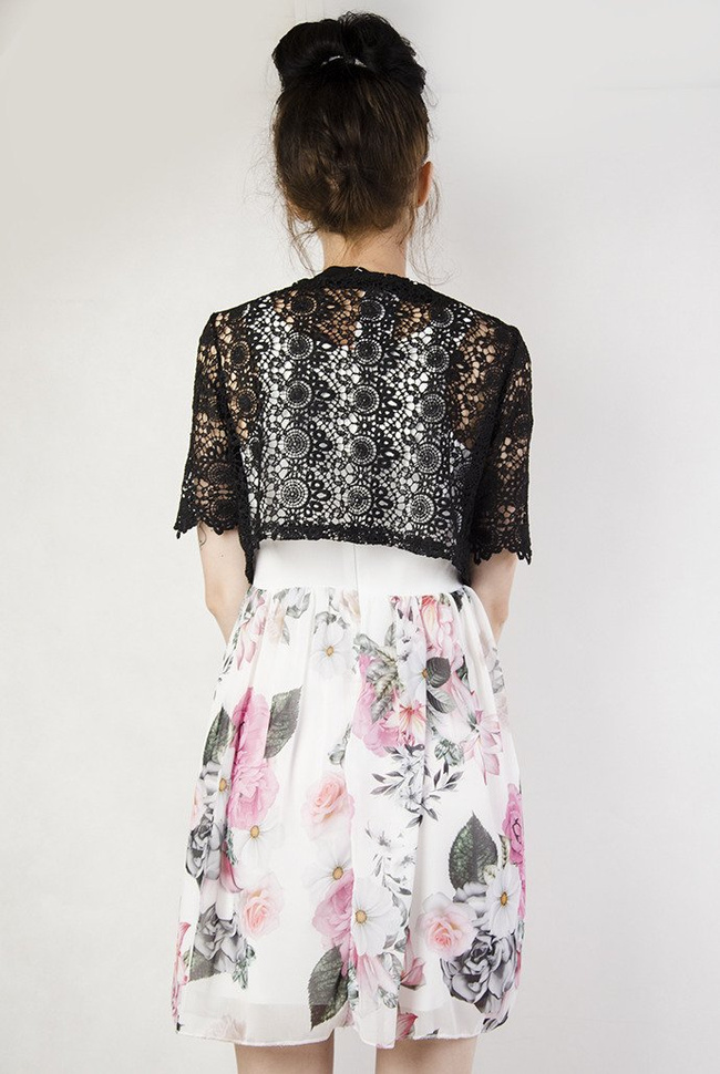 Czarna narzutka bolerko