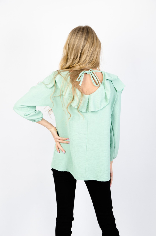 ZIELONA BLUZKA Z KREPY Z WYCIĘCIEM NA PLECACH