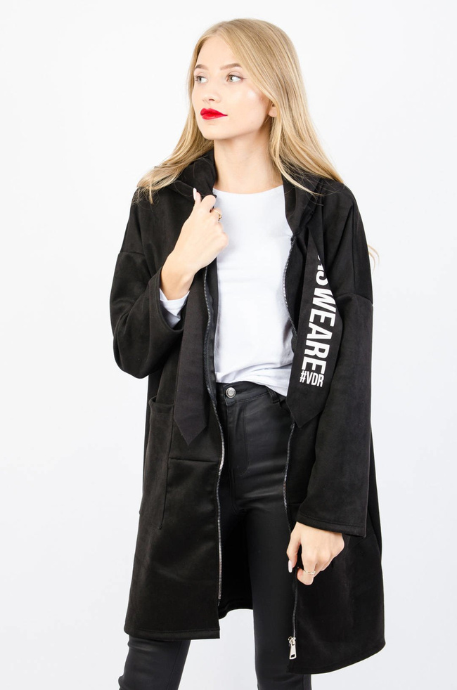 DŁUGA CZARNA NARZUTKA Z KAPTUREM