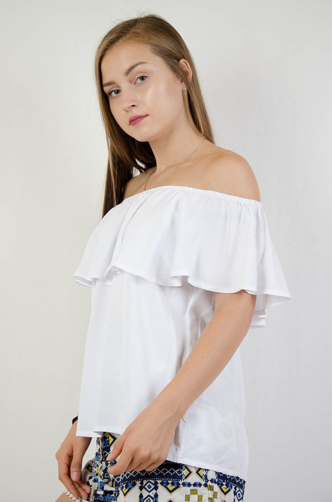 Biała bluzka hiszpanka