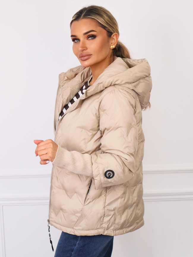 KURTKA PIKOWANA Z MATERIAŁOWYM ŚCIAGACZEM NA RĘKAWIE- BEŻOWA