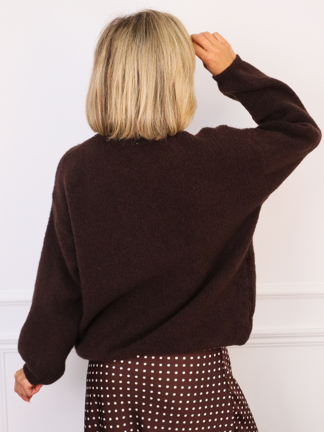 SWETER OVERSIZE Z DOMIESZKĄ WEŁNY- CZEKOLADOWY