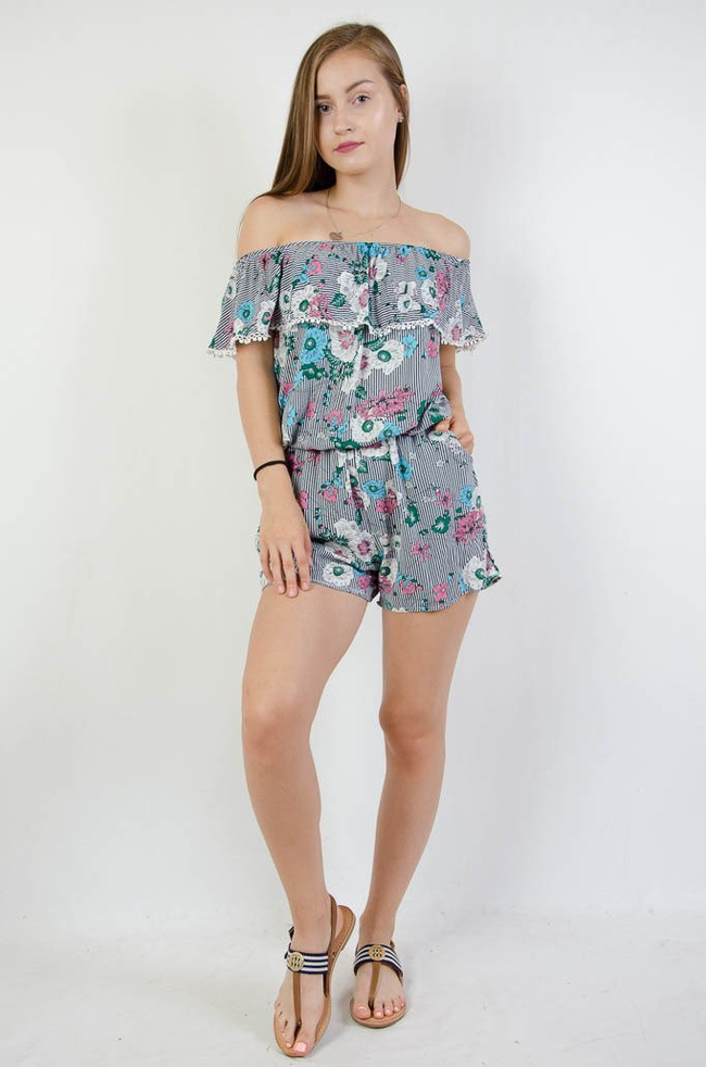 BIAŁY KOMBINEZON W CZARNE PASKI Z KWIATAMI