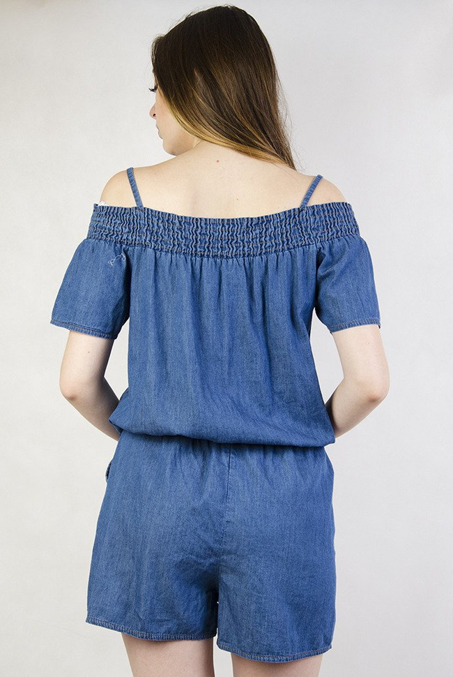 Jeansowy kombinezon z odkrytymi ramionami