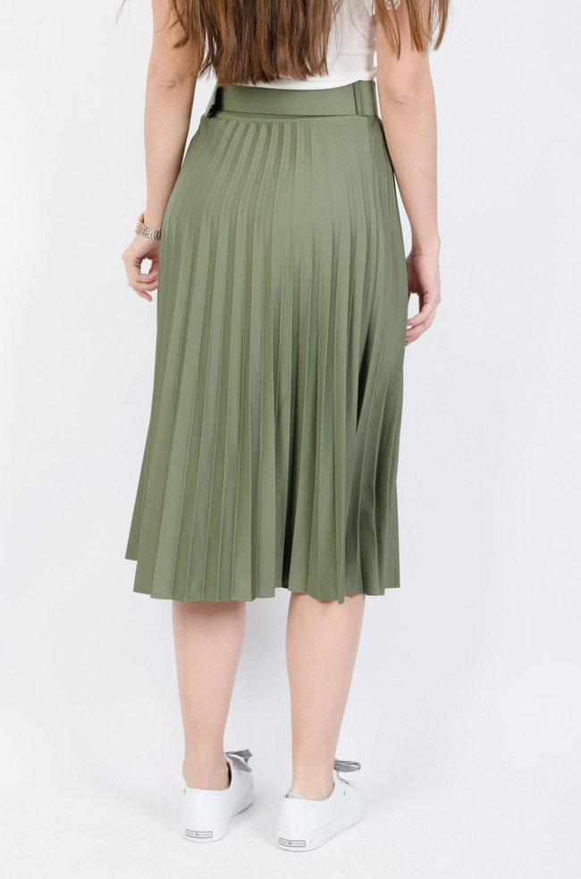 Zielona plisowana spódnica midi z paskiem