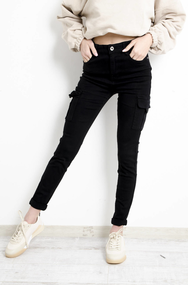 SPODNIE CZARNE BOJÓWKI