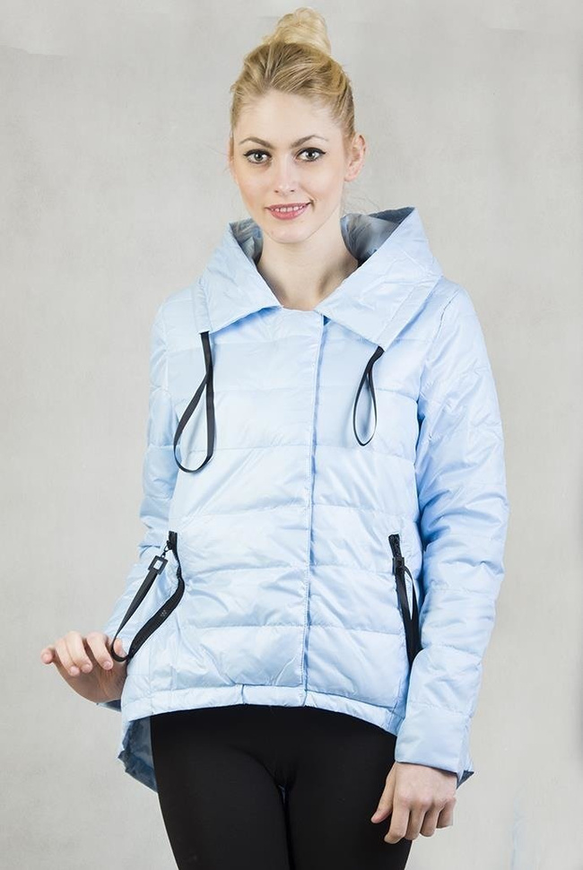 Wiosenna, niebieska, asymetryczna kurtka pikowana