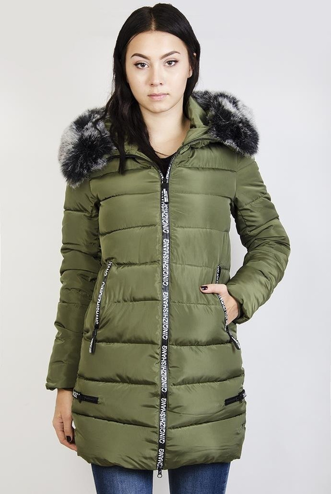 Zielona ocieplana, przedłużana kurtka z futerkiem przy kapturze