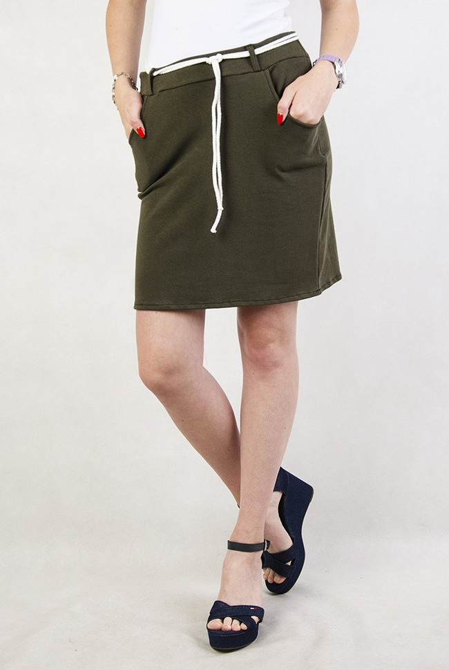 Krótka, zielona spódniczka z wiązaniem