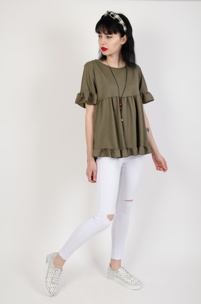 Zielona bluzka z rozkloszowanym dołem 