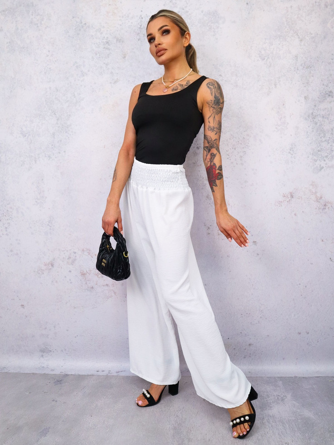 MODELUJĄCY DOPASOWANY TOP NA RAMIĄCZKACH- CZARNY