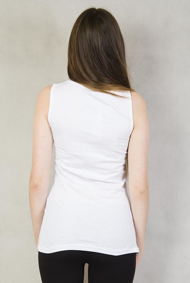 Biała bluzka na ramiączka z napisem "Queen the cute"