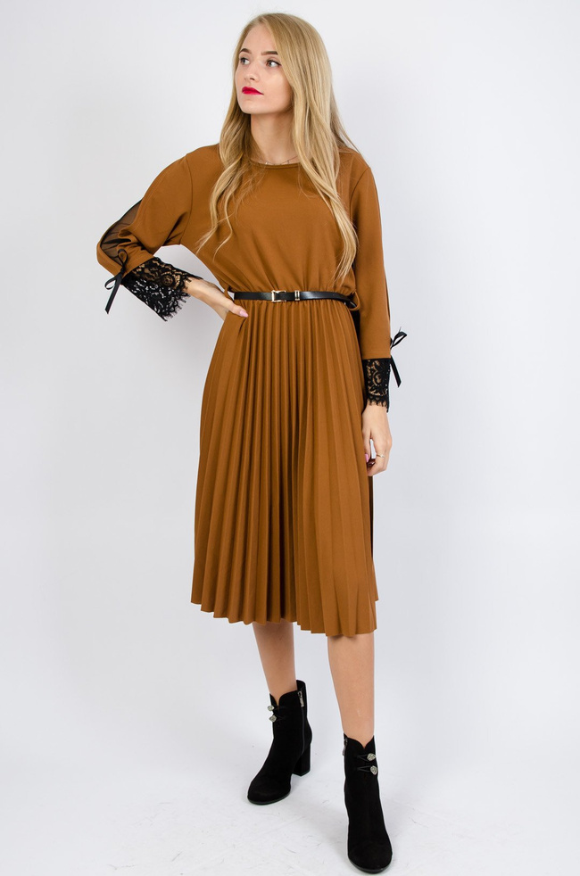 Brązowa plisowana sukienka midi