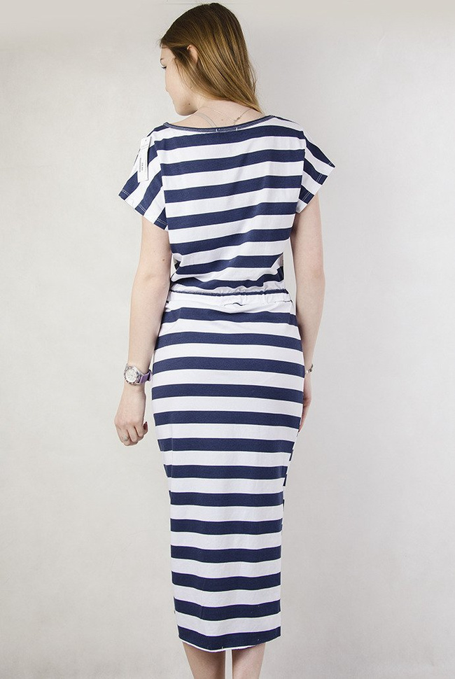 Sukienka w biało-granatowe paski z kieszeniami, wiązana sznurkiem