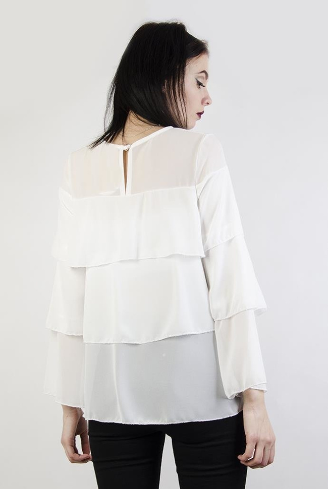 Biała bluzka z falbanami