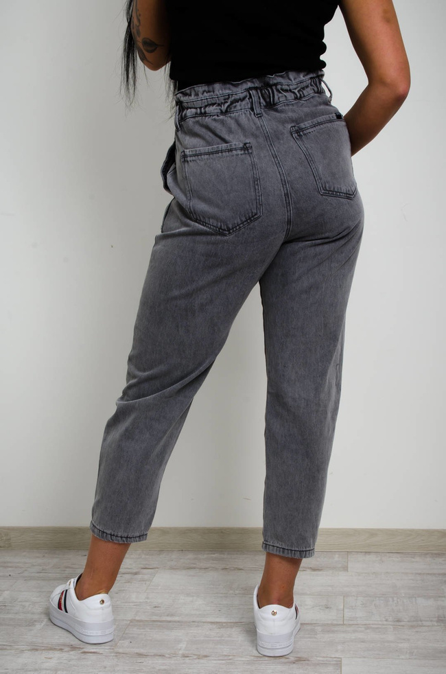 SZARE JEANSY MOM FIT Z GUMKĄ W PASIE-WYSOKI STAN