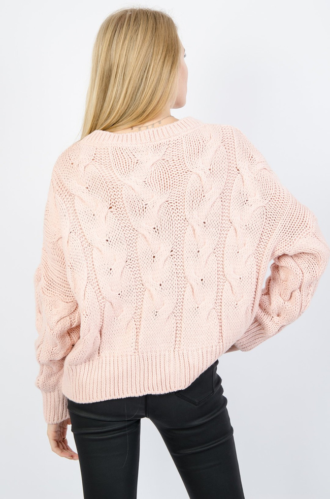 RÓŻOWY SWETER W WARKOCZ