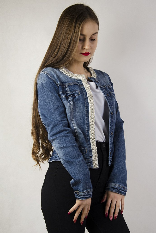 Kurtka jeansowa z perełkami