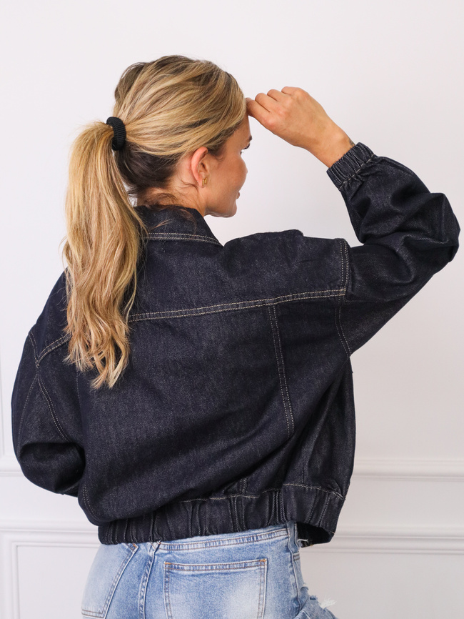 JEANSOWA KURTKA O KROJU OVERSIZE- CIEMNY JEANS